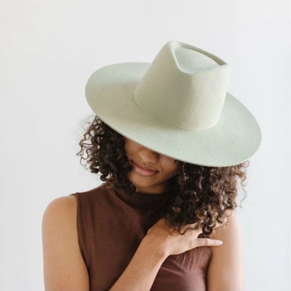 Gigi Pip x Dakota Dae - Triangle Crown Wool hat